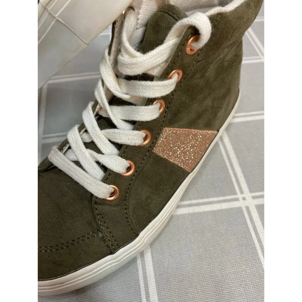 Girls Sz 12 Old Navy Olive & Rose Gold Sparkle & Eyelets Lace up Sneakers Shoes